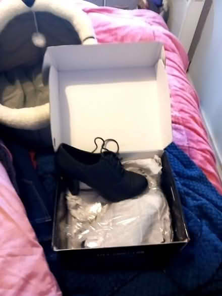 Photo of free Brand new shoes, size 4 (Heaton BL3) #1