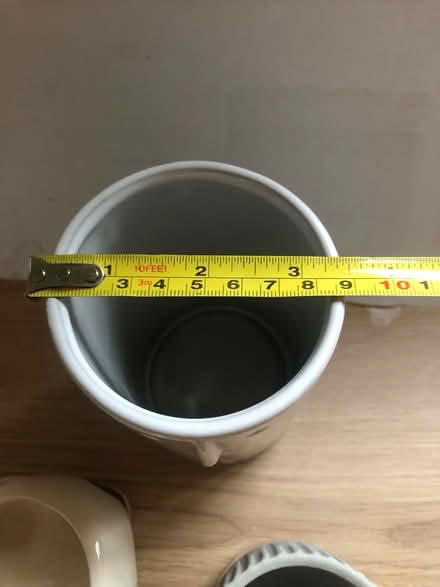 Photo of free Three ceramic plant pots (SG4 Hitchin) #3