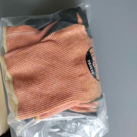 Photo of free Handling Gloves 3 pairs NEW (Sarisbury Green) #2