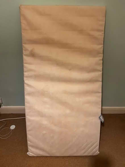 Photo of free Mattress (SM4 lower morden) #1