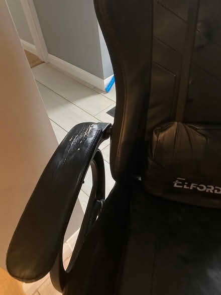 Photo of free Gaming Chair (Shepperton TW17) #4