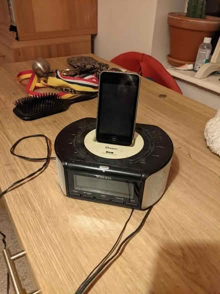 Photo of free Idream DAB clock radio with iPod dock (Hollingdean BN1) #1
