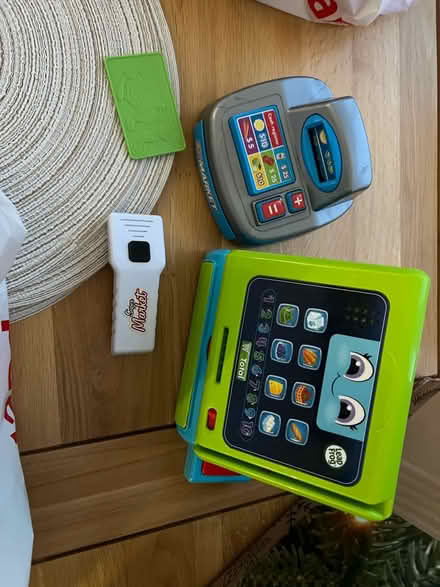 Photo of free Leap frog shop and play food (CR3 Caterham on the hill) #1