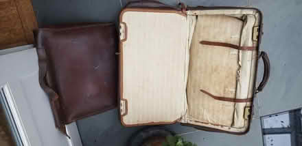 Photo of free WW2 leather despatch cases (HP10 penn) #4