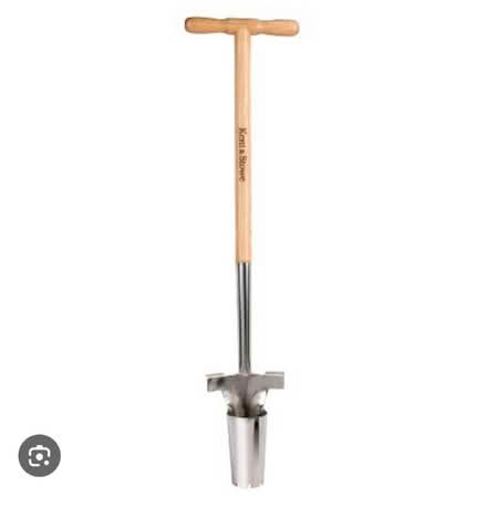 Photo of Bulb planter tool (long handle) (S17 Dore) #1
