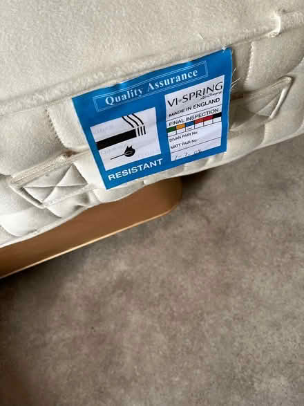 Photo of free Single three foot mattress (Hove BN3) #3