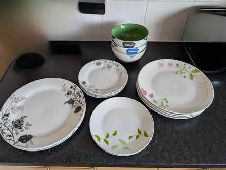 Photo of free Plates and bowls (Strood ME2) #1