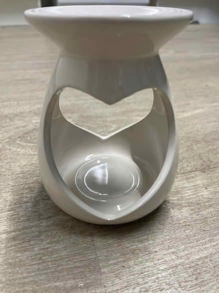 Photo of free Wax melt/oil burner (SG19) #1