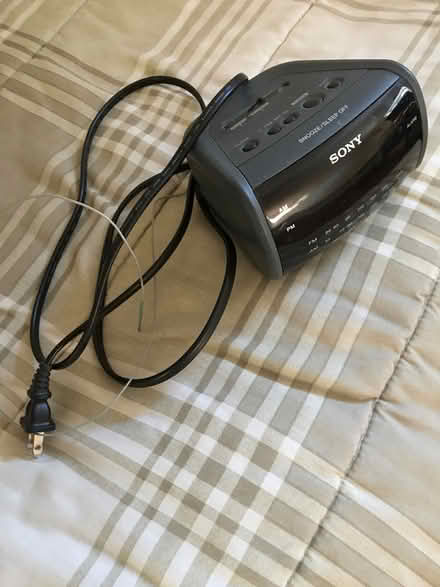 Photo of free Sony clock radio (Loyola Corners) #4