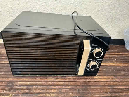 Photo of free Microwave (Near Churchill hospital) #1