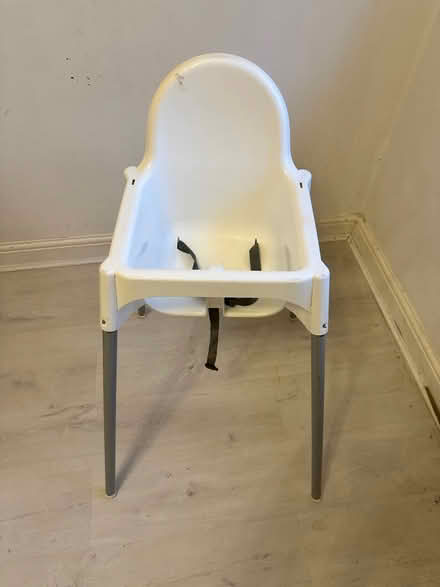 Photo of free Baby seat (LU5) #1
