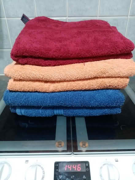 Photo of free Towels and bath mats (Godmanchester PE29) #1