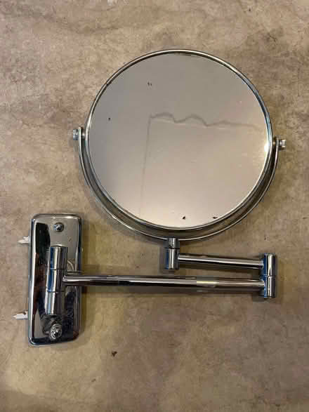 Photo of free Wall mount vanity mirror (Lawrence Expy and Hwy 280) #1