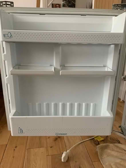Photo of free Integrated fridge (Wisewood S6) #3