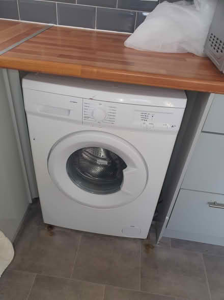 Photo of free Washing machine (Monks Orchard CR0) #1