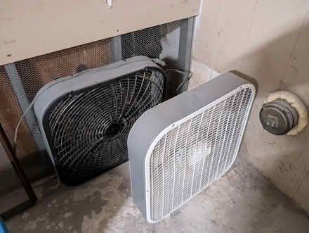 Photo of free Box fan (Somerville (Somerville (Brickbottom)) #1