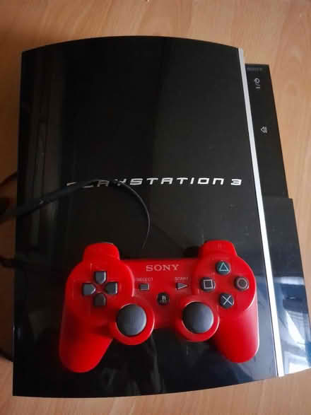 Photo of free PlayStation 2 and controller (Govan, Glasgow) #1
