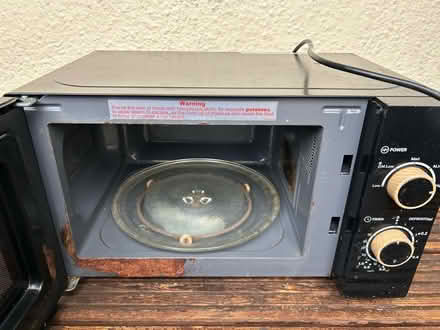 Photo of free Microwave (Near Churchill hospital) #2