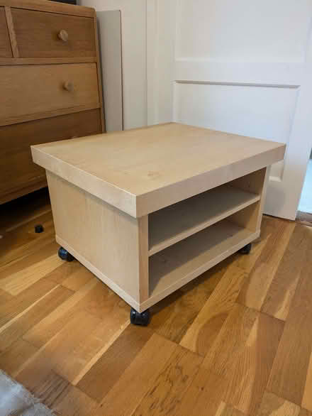 Photo of free TV/video stand (Abingdon-on-Thames OX14) #1