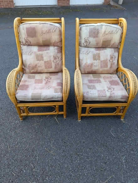 Photo of free 2 conservatory chairs (Barnards Green WR14) #1