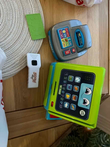 Photo of free Leap frog shop and play food (CR3 Caterham on the hill) #3