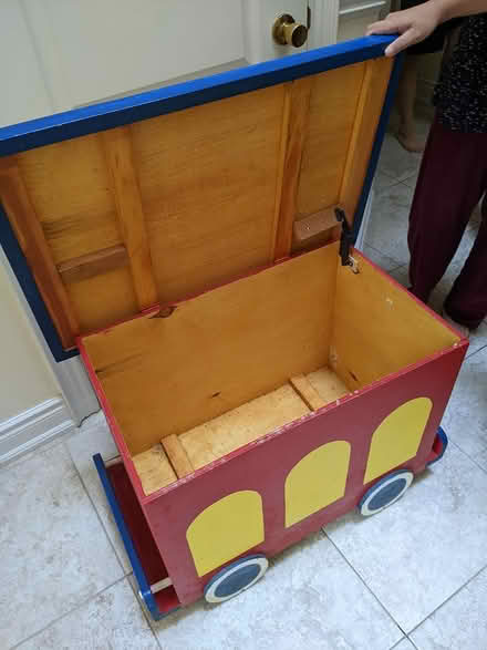 Photo of free Large Toy Box (yonge & Finch) #3