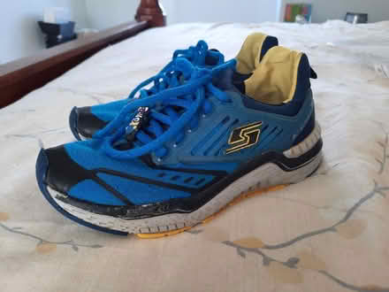 Photo of free Skechers size 2 (Glenrinnes AB55) #1