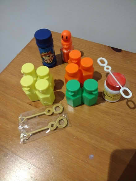 Photo of free Pots of kids' blowing bubbles (New Malden KT3) #1