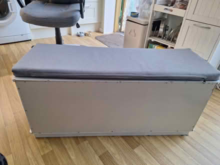 Photo of free Storage bench (North Greenwich SE10) #1