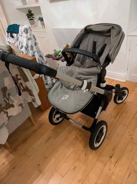 Photo of free Push chair with baby cot (Roath CF24) #2