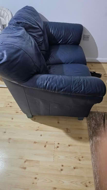 Photo of free A two seater leather chair (Erith) #1