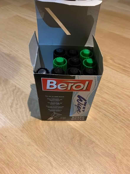Photo of free 10 X Whiteboard Marker pens (Dorking RH4) #1
