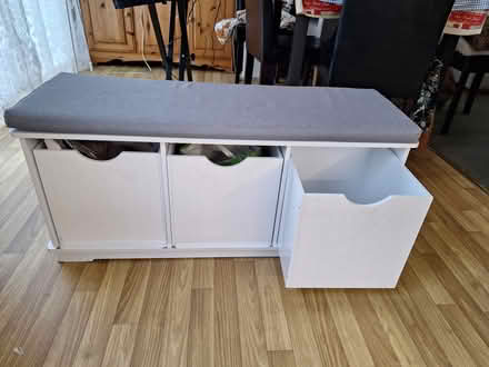 Photo of free Storage bench (North Greenwich SE10) #2