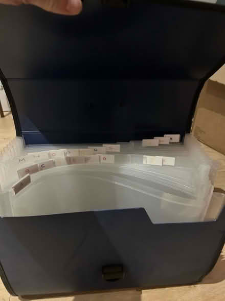 Photo of free A-Z file for A4 paper (Camden) #2
