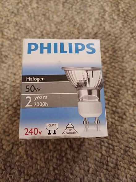 Photo of free 10x Phillips GU10 50W Halogen Bulbs (Hertford SG14) #3