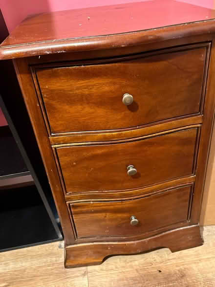 Photo of free Small bedside cabinet (Belbroughton DY9) #1