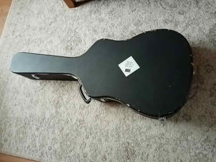 Photo of free acoustic guitar case .. needs TLC (Creekmoor - BH17) #2