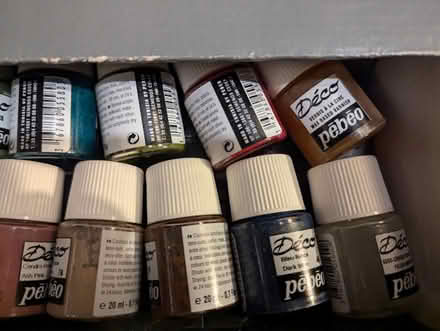 Photo of free Various paints (N8 9qn) #3