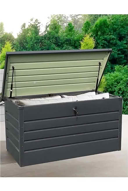 Photo of Metal Garden Bin (Jacksons Lane, Billericay) #1
