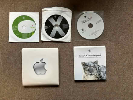 Photo of free Apple Software (Redditch, B98) #1