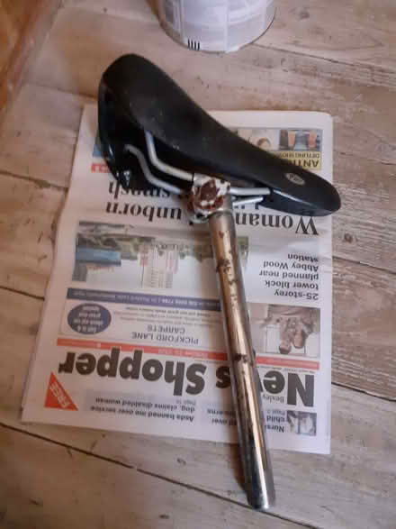Photo of free adult bike seat on post (Bexleyheath DA7) #1