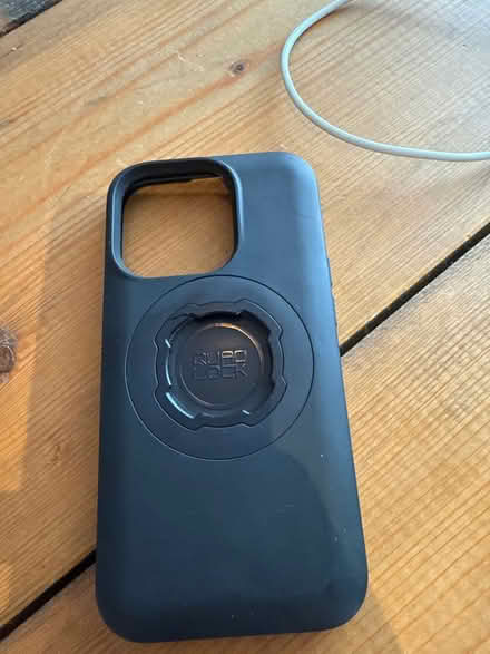 Photo of free Quadlock iPhone 14 Pro case (SE13) #1