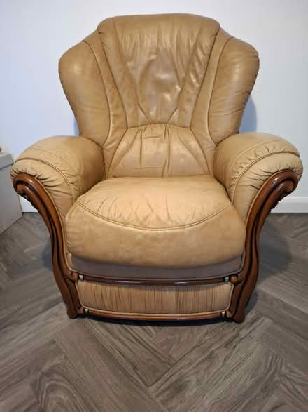 Photo of free Leather settee and chair (NP4) #2