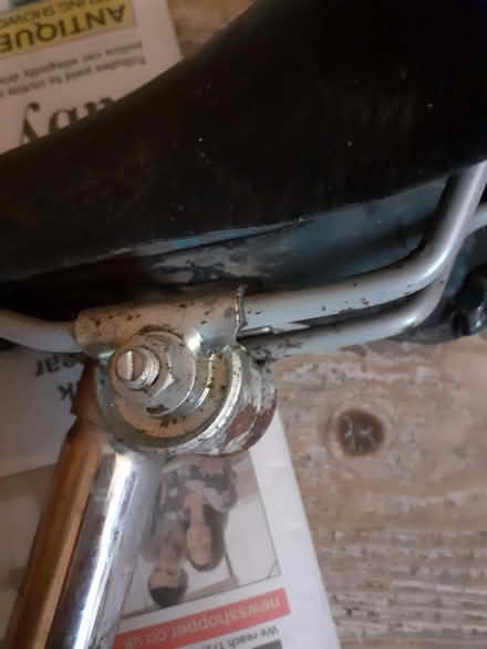 Photo of free adult bike seat on post (Bexleyheath DA7) #2