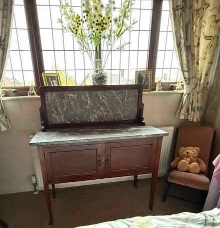 Photo of free washstand (Knutsford) #2