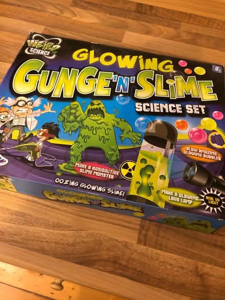 Photo of free Gunge ‘n’ slime science set (IP1) #1