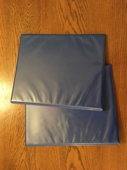 Photo of free 4-ring ring binders (Tolworth KT6) #1
