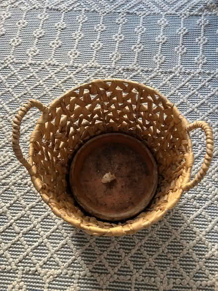 Photo of free Wooden basket and ceramic vase (Hamilton Heights) #2
