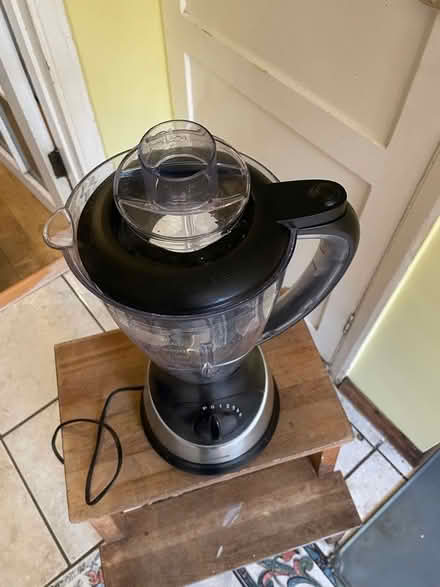 Photo of free Logik electric blender (Ham TW10) #2