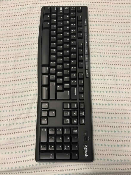 Photo of free Logitech k270 keyboard (Mitcham CR4) #1